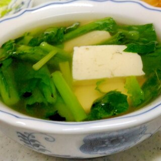 豆腐と小松菜のピリ辛和風スープ